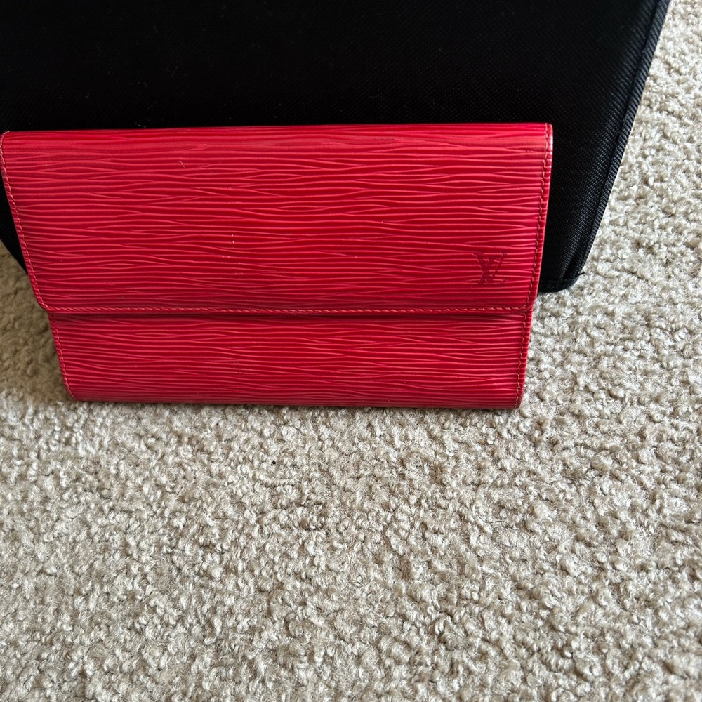 Louis Vuitton Epi wallet red